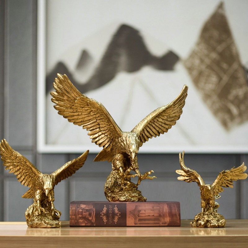 Nordic Resin Golden Eagle Animal  Ornament